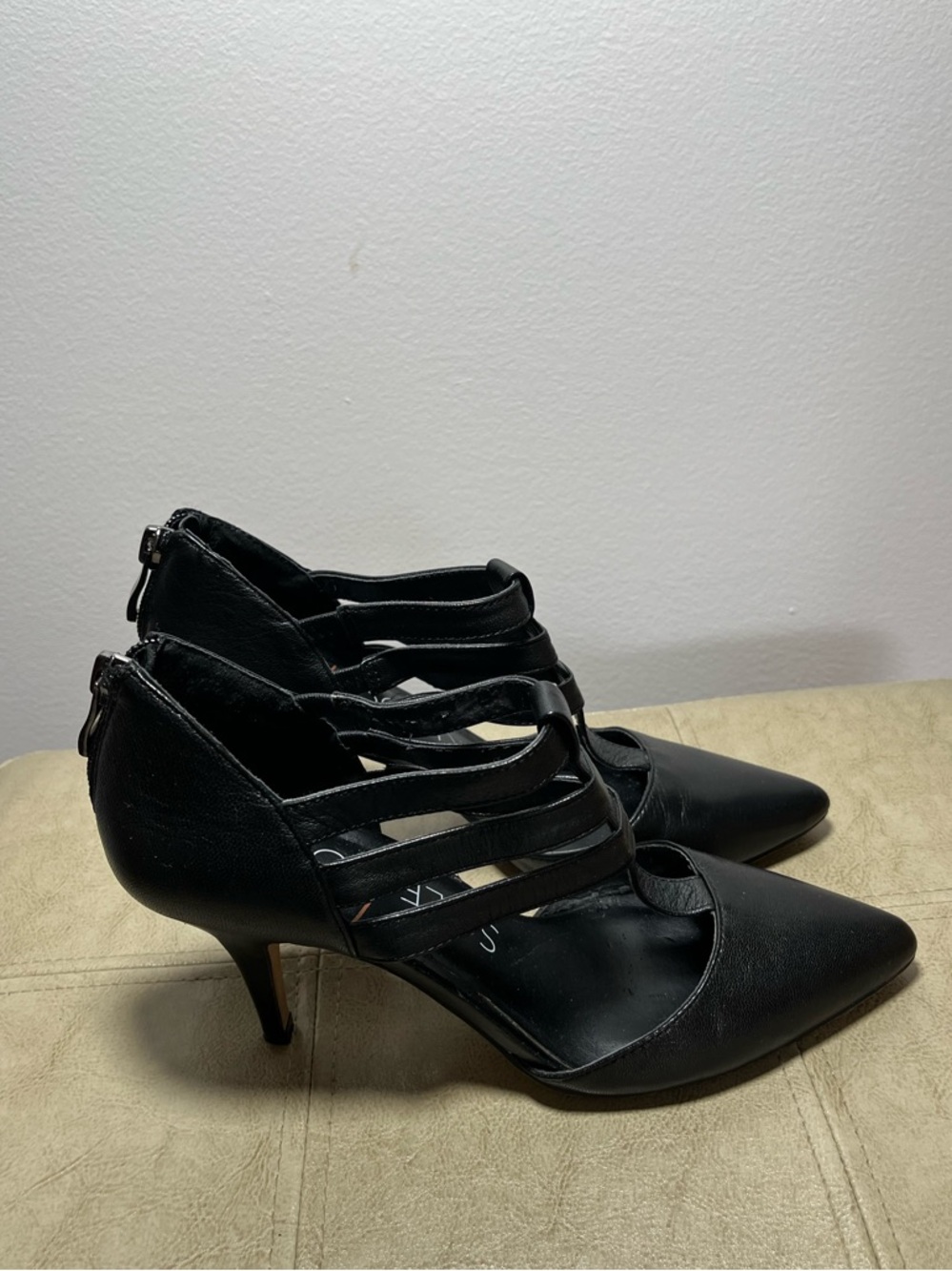 Sole Society Mallory Pump
Size 5.5